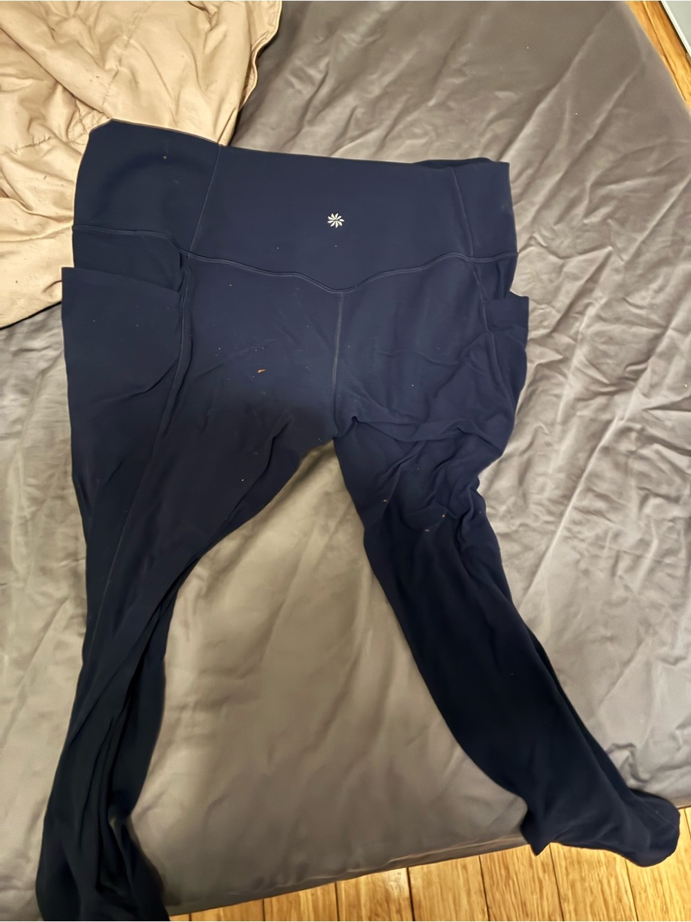 Athleta Navy High-Waist Active Leggings with Side Pockets